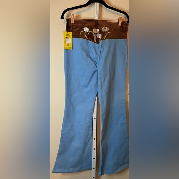 Smiley Jeans by Unique Vintage-Size 6-8 - Picture 6 of 9